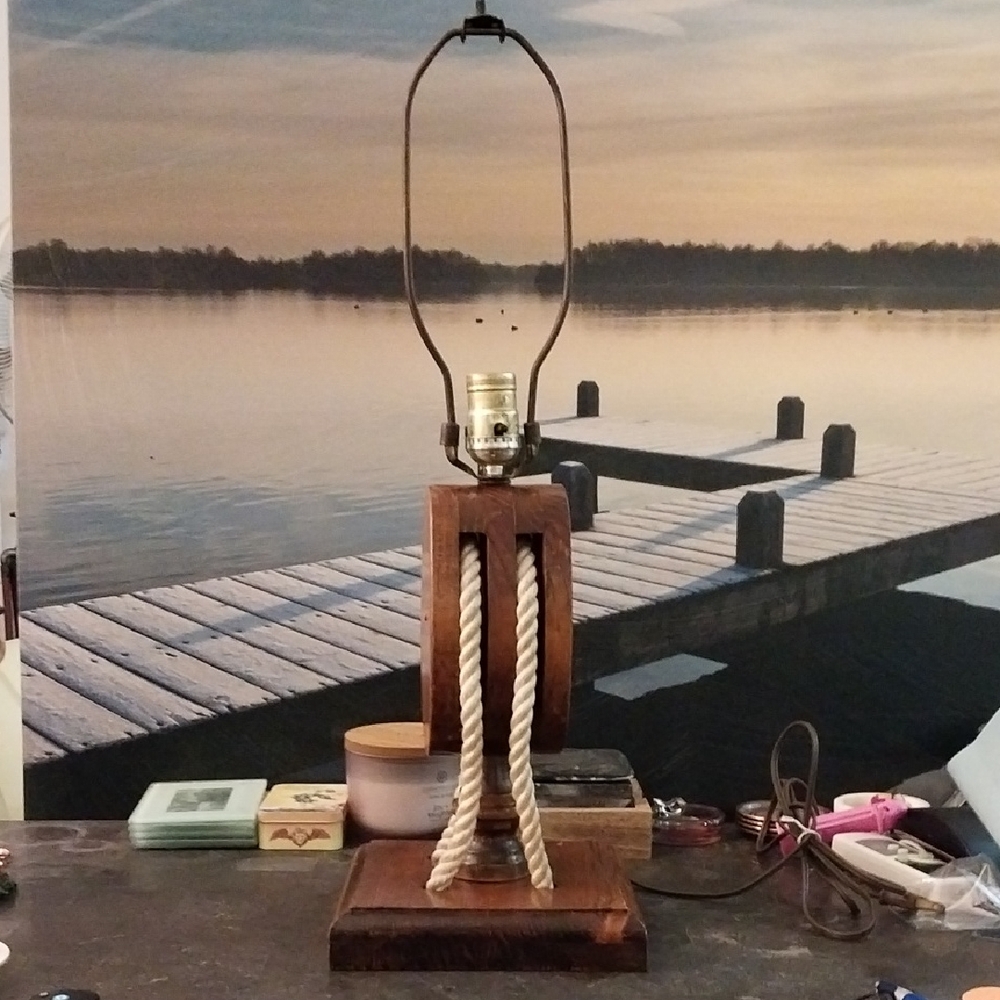 Vintage Nautical Wood Rope Pulley Table Lamp in Brown and Cream